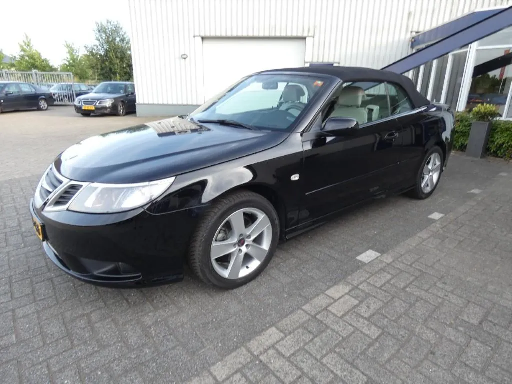 Saab 9-3 Cabrio 1.8t Vector 1 Jaar BOVAG garantie