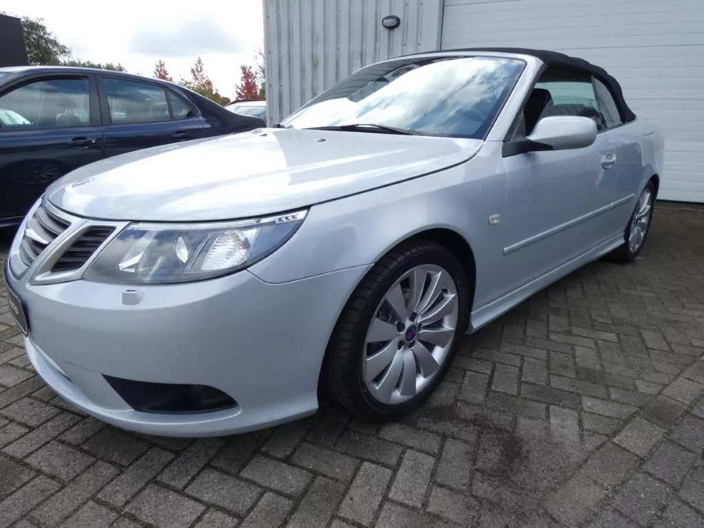 Saab 9-3 Cabrio 2.0 t Vector Automaat 1 JAAR BOVAG GARANTIE